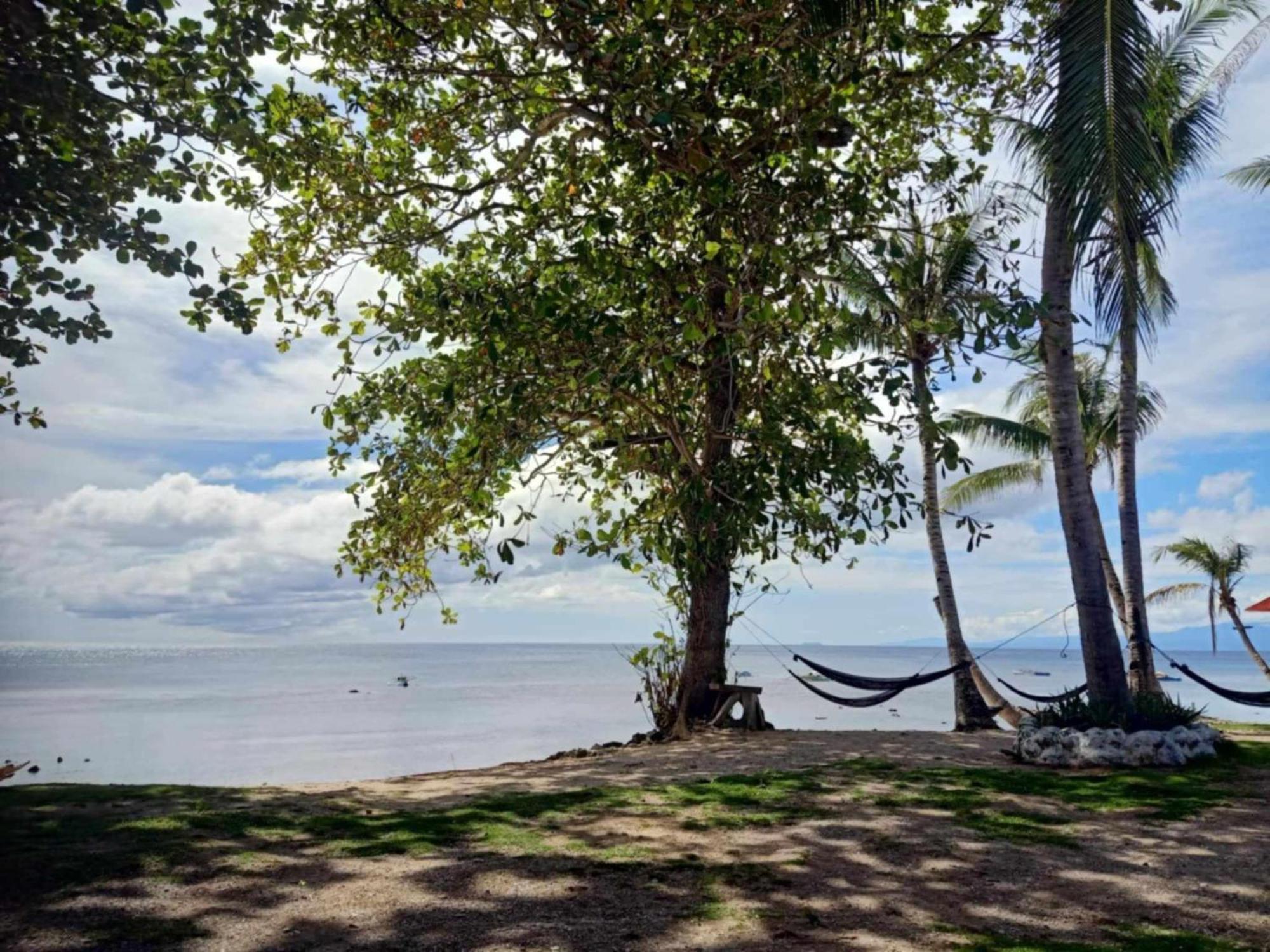 Hola Beach Resort Siquijor Dış mekan fotoğraf